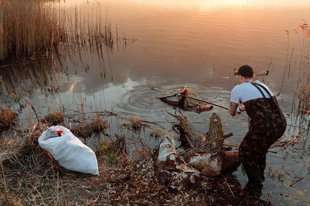 Combating Plastic Pollution: How Communities Make a Difference